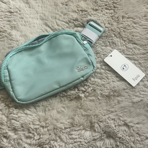 🆕 BOYATU Fanny Packs with Adjustable Strap, Mint green - Picture 1 of 8